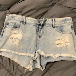 Denim bullhead midi shorts size 29